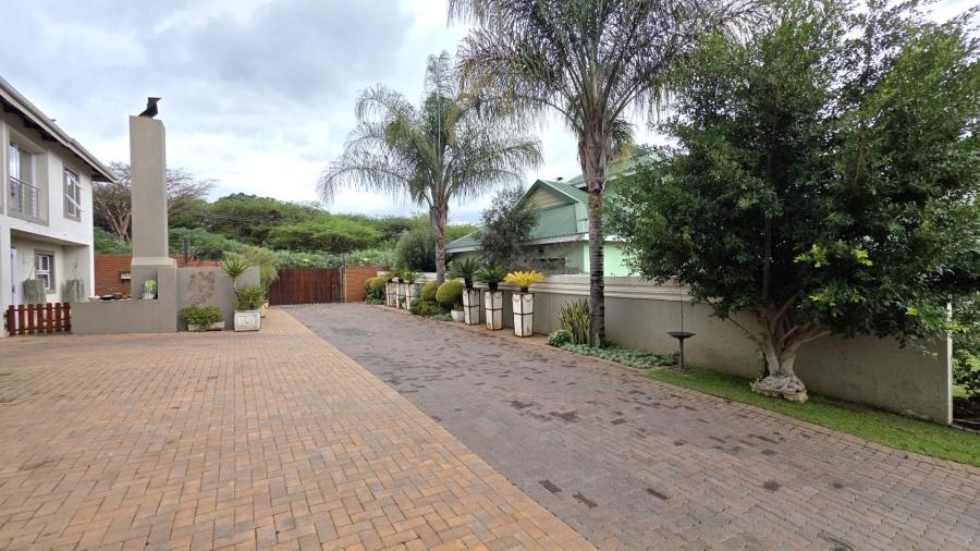 3 Bedroom Property for Sale in Caribbean Beach Club North West